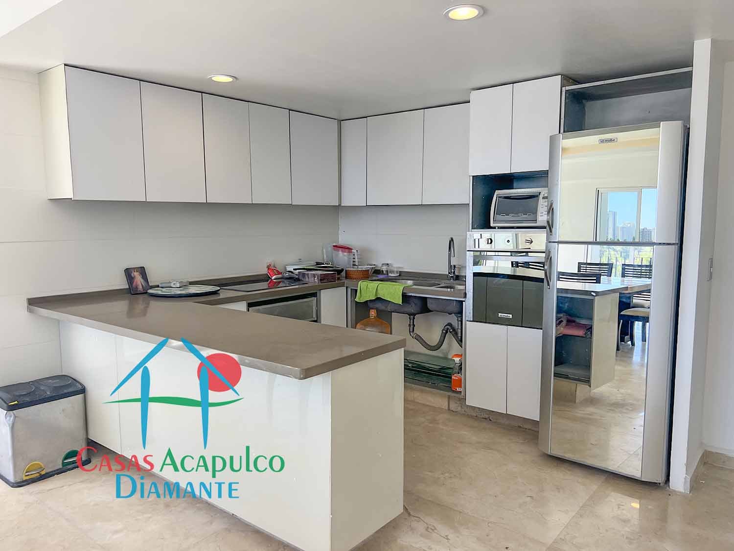 Azteca Princess 405 y 408 - Cocina 405 2